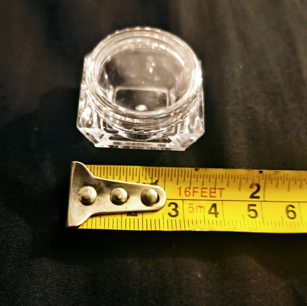 Mini Plastic Containers - Picture 3 of 5